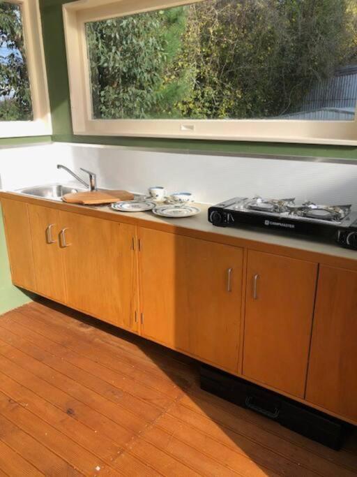 Fantail At Bluestone Retreat Farm stay Leeston